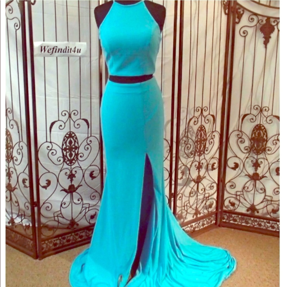 Sherri Hill size 6